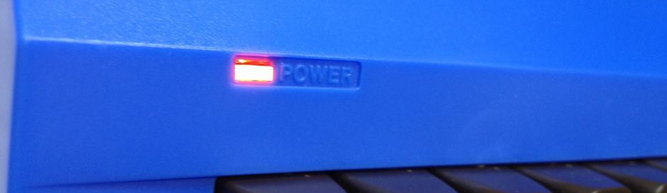 Commodore 64 power LED modification in order to have different LED colors in the new Kickstarter C64 cases