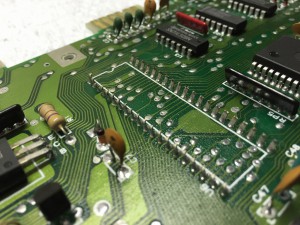 Commodore 64 Assy 250469 Rev. 4 with a possible broken MPU (MOS8500). 