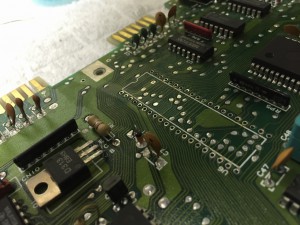 Commodore 64 Assy 250469 Rev. 4 with a possible broken MPU (MOS8500). 