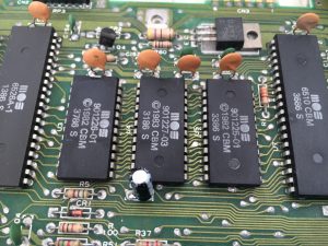 Commodore 64 Version B3, Assy 250466 motherboard. Capacitor mod. See more on breadbox64.com